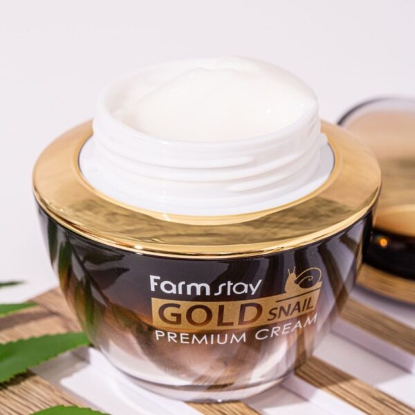 Crema pentru fata cu extract de melc, Gold Snail Premium, farmstay, 50ml - Imagine 3